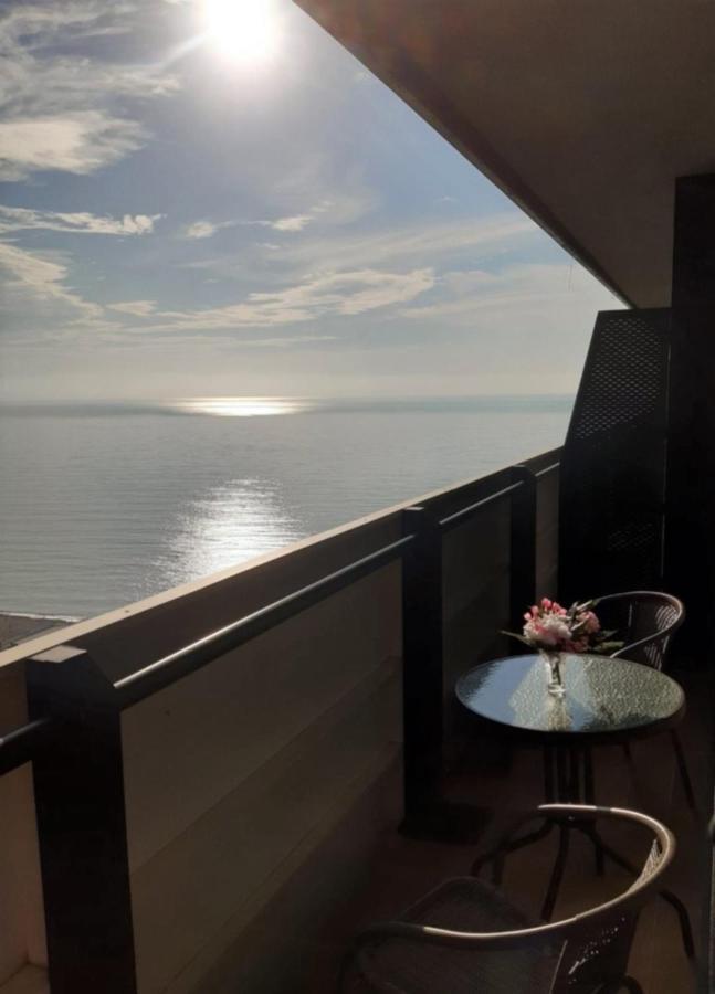 Batumi Inn Aparthotel With Sea View Exterior photo